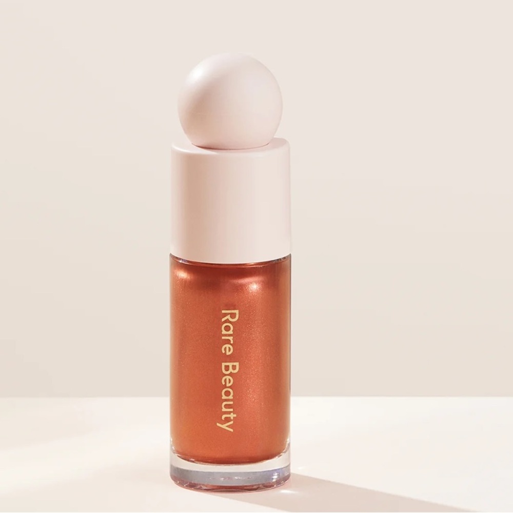 Rare Beauty Positive Light Liquid Luminizer Highlighter in Captivate